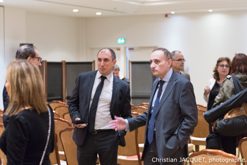 171205-HALFA-004