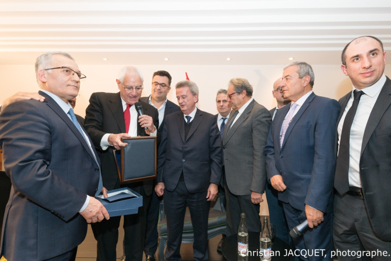 171205-HALFA-374